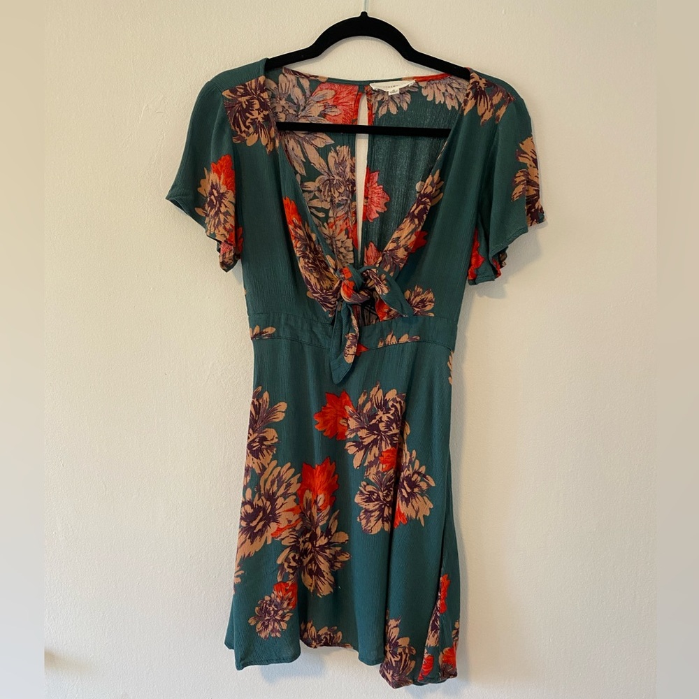 Green floral pattern tie front dress